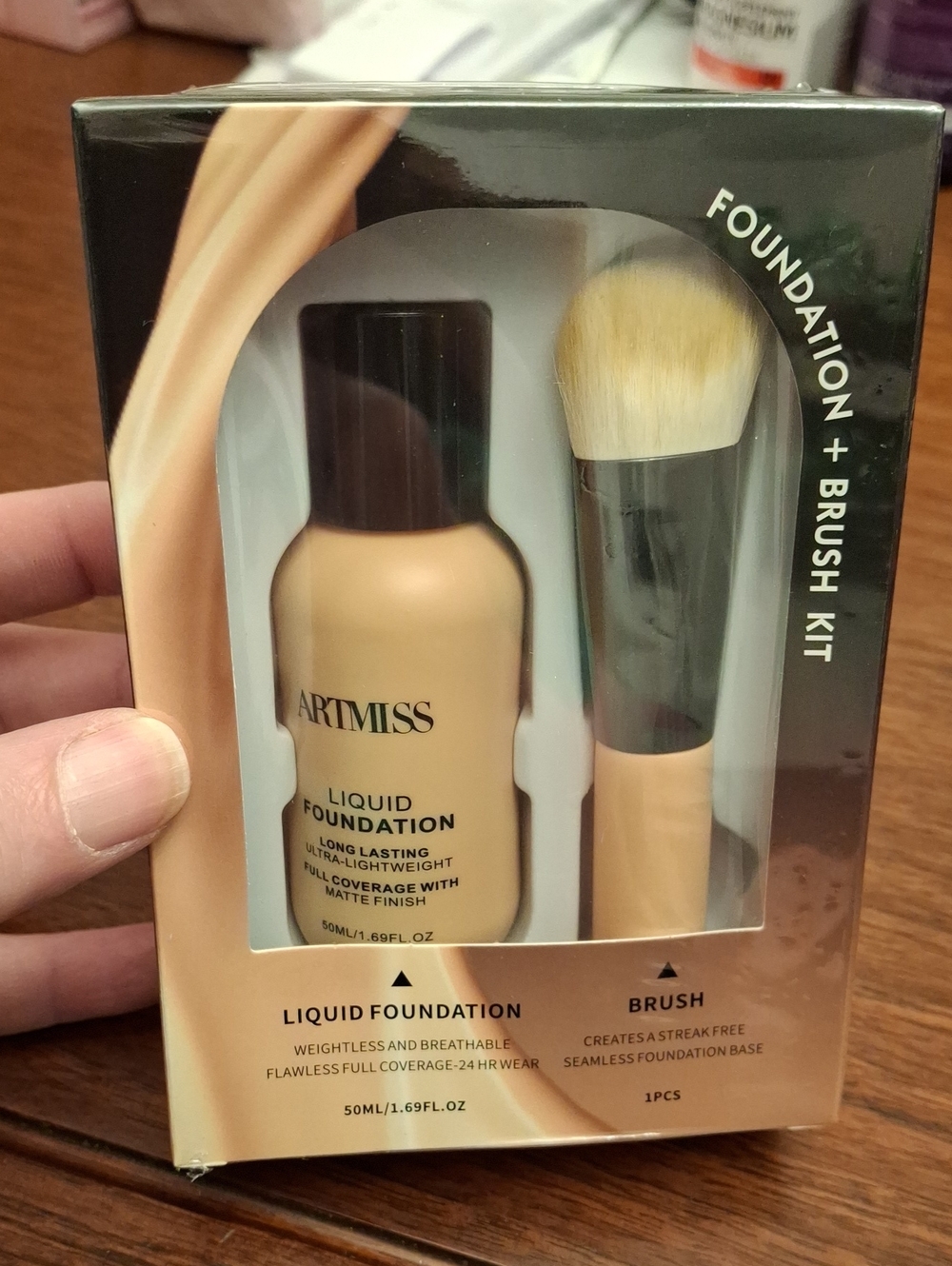 Artmiss Liquid Foundation 50ml + Brush Kit New Sealed Box - Medium
